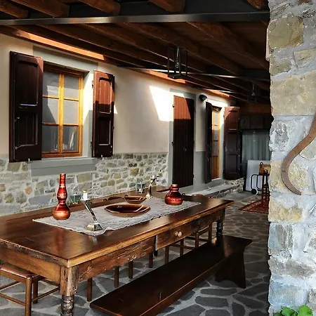 Borgo Mocale Agroturismo *