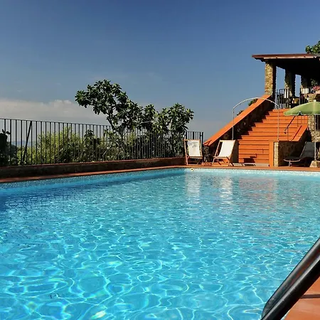 Borgo Mocale Agroturismo *